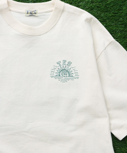 The Endless Summer(エンドレスサマー)の「TES BANDANA EMB BIG T-SHIRT / ビッグシルエットTシャツ(Tシャツ/カットソー・メンズ・ブラック/アイボリー/ホワイト・SMALL/MEDIUM/LARGE/X-LARGE)」の5枚目の写真