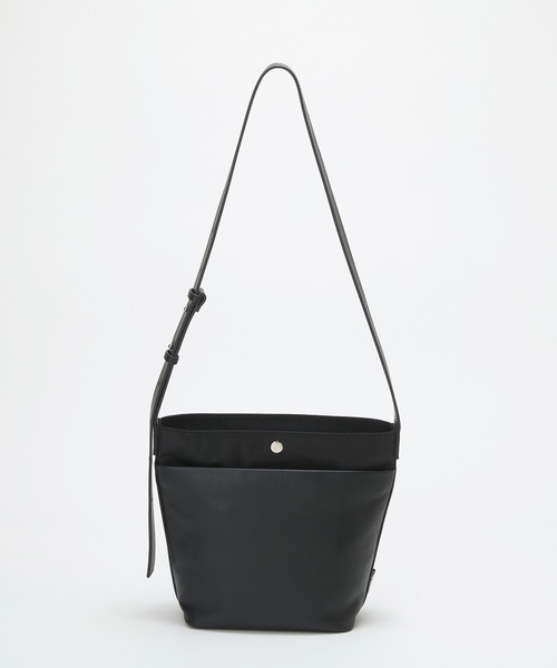 Breath TOPKAPI(ブレストプカピ)の「【Breath TOPKAPI】LINEA リネア レザーコンビ バケット ショルダーバッグ(ショルダーバッグ・レディース・ブラウン/ブラック・FREE)」の2枚目の写真