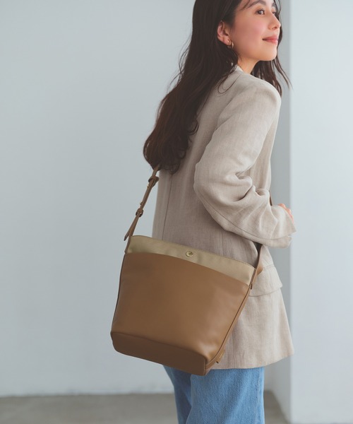 Breath TOPKAPI(ブレストプカピ)の「【Breath TOPKAPI】LINEA リネア レザーコンビ バケット ショルダーバッグ(ショルダーバッグ・レディース・ブラウン/ブラック・FREE)」の3枚目の写真