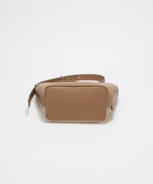 Breath TOPKAPI(ブレストプカピ)の「【Breath TOPKAPI】LINEA リネア レザーコンビ バケット ショルダーバッグ(ショルダーバッグ・レディース・ブラウン/ブラック・FREE)」の8枚目の写真