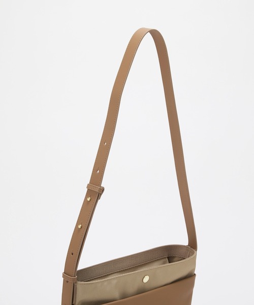 Breath TOPKAPI(ブレストプカピ)の「【Breath TOPKAPI】LINEA リネア レザーコンビ バケット ショルダーバッグ(ショルダーバッグ・レディース・ブラウン/ブラック・FREE)」の10枚目の写真
