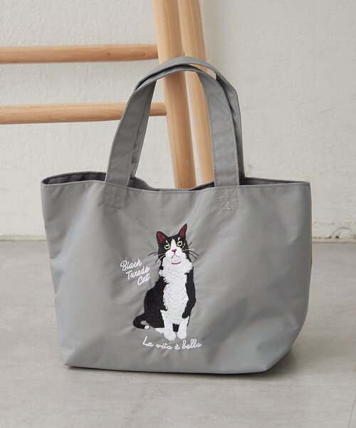 Remind me and forever(リマインドミーアンドフォーエバー)の「【WEB限定】アニマル刺繍プチバッグ(トートバッグ・レディース・ネイビー/グリーン/ブルー/チャコールグレー/グレー/アイボリー/グレー系その他2/ベージュ・FREE)」の4枚目の写真