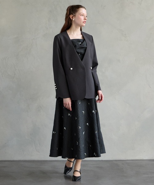 AIMER（エメ）の「3WAYスリーブフラワー刺繍ジャカードフィット&フレアパーティードレス　結婚式　お呼ばれ　ドレス　20代 30代（ドレス・レディース・ベージュ/ブラック/グレー・MEDIUM）」の8枚目の写真
