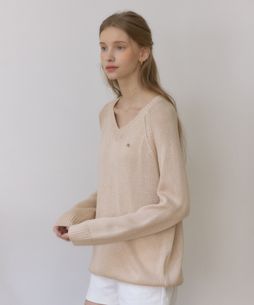 OURHOPE(アワーホープ)の「リネンVネックシアニット - ベージュ(ニット/セーター・レディース・Beige・ONE)」の3枚目の写真