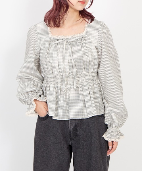 PUNYUS（プニュズ）の「チェック柄パフスリーブブラウス（シャツ/ブラウス・レディース・ホワイト/スミクロ/ネイビー・4/3/2/1）」の2枚目の写真