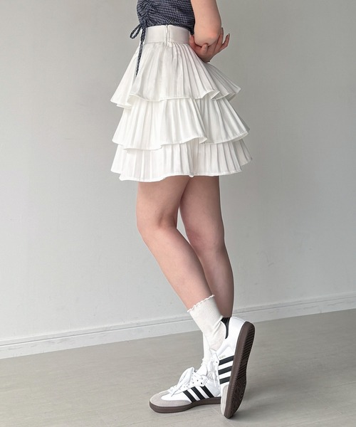 junoah(ジュノア)の「ティアードフリルミニスカート(スカート・レディース・ホワイト/グレー/ブラック・SMALL/LARGE/MEDIUM)」の9枚目の写真