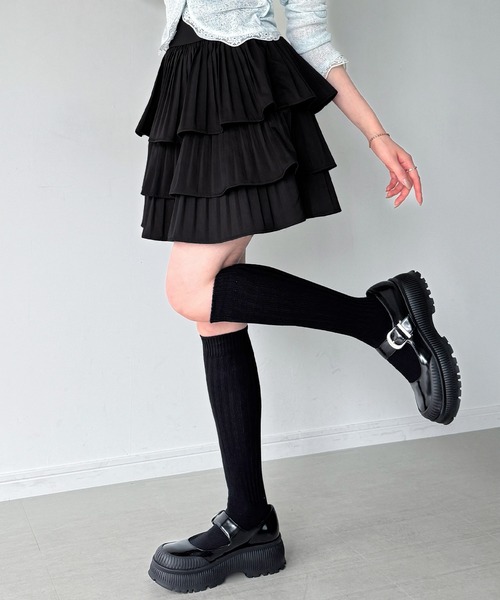 junoah(ジュノア)の「ティアードフリルミニスカート(スカート・レディース・ホワイト/グレー/ブラック・SMALL/LARGE/MEDIUM)」の11枚目の写真