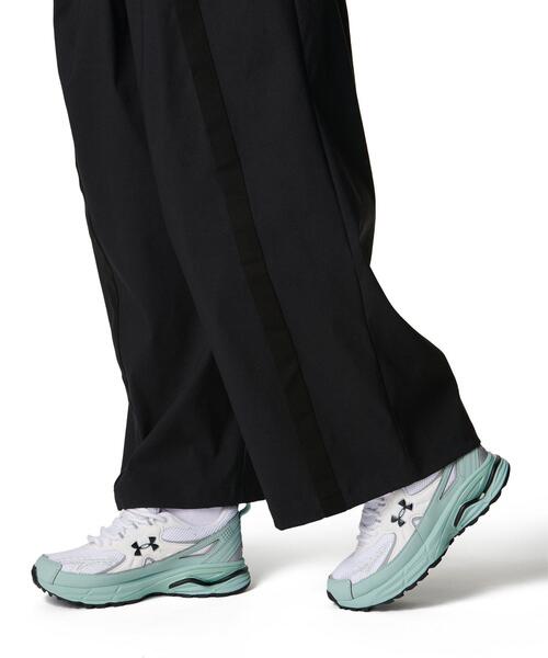 UNDER ARMOUR（アンダーアーマー）の「UAアンストッパブル プリーツ パンツ（ライフスタイル/レディース）（その他パンツ・レディース・ブラック系・XL/L/S/M）」の7枚目の写真