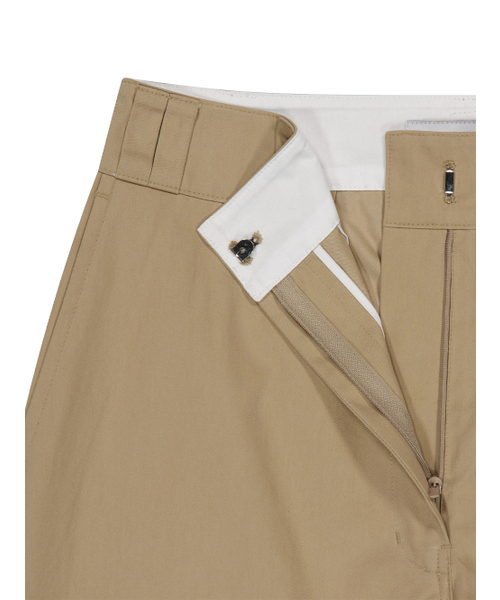 TUOMIO（トゥオミオ）の「LOOSE FIT WORKPANTS [BEIGE]（その他パンツ・レディース・その他・1/2）」の4枚目の写真