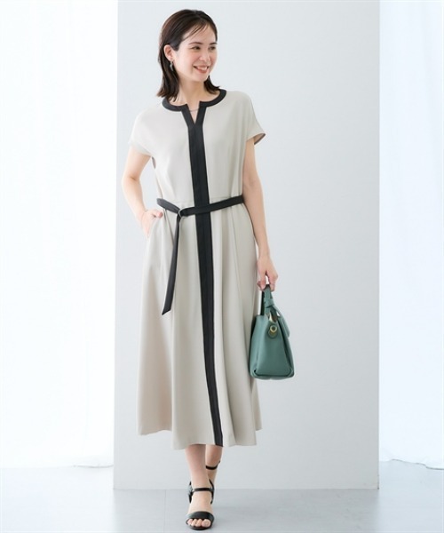7days Life Styling(セブンデイズライフスタイリング)の「美極とろみ素材ベルト付き配色ワンピース(しわになりにくい・洗濯機OK)(ワンピース・レディース・チャコール/ライトグレー系・LL/L/M/3L)」の5枚目の写真