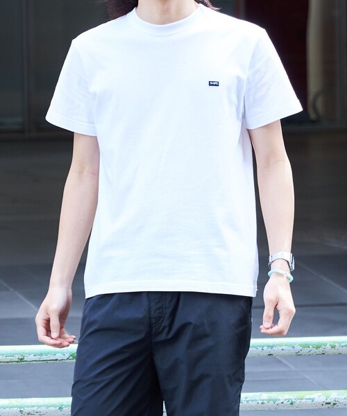 SHIPS(シップス)の「【WEB限定】SHIPS: マイクロ ワッペン Tシャツ(Tシャツ/カットソー・メンズ・オリーブ/ブラック/ブラウン/ホワイト/ネイビー・X-LARGE/LARGE/MEDIUM/SMALL)」の1枚目の写真