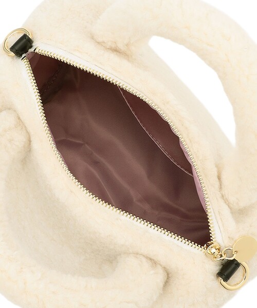 TOCCA(トッカ)の「CUCCIOLO BOA BAG ファーバッグ(ショルダーバッグ・レディース・ライトグレー系/アイボリー系/ベージュ系・F)」の22枚目の写真