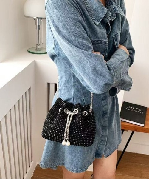 Beststore(ベストストア)の「「主役級の輝き」ラインストーンミニ巾着ショルダーバッグ チェーンミニバッグ(ショルダーバッグ・レディース・ブラック/シルバー/ホワイト/ピンク・FREE)」の6枚目の写真