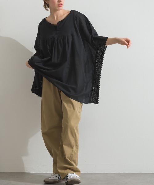 Fizz（フィズ）の「コットンボイル　袖レースプルオーバー（Tシャツ/カットソー・レディース・レンガ/ブラック/ベージュ・M）」の5枚目の写真