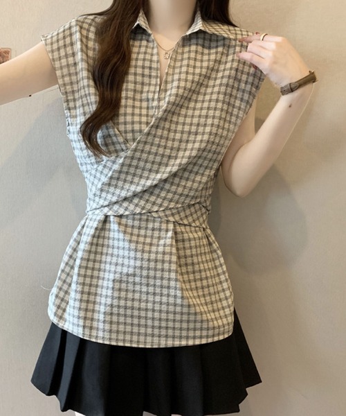 2ly2(トゥーリートゥー)の「チェックブラウス ノースリーブ ラップ風 カシュクール シャツ トップス ゆったり 体型カバー 春夏(シャツ/ブラウス・レディース・ホワイト/ネイビー・FREE)」の7枚目の写真