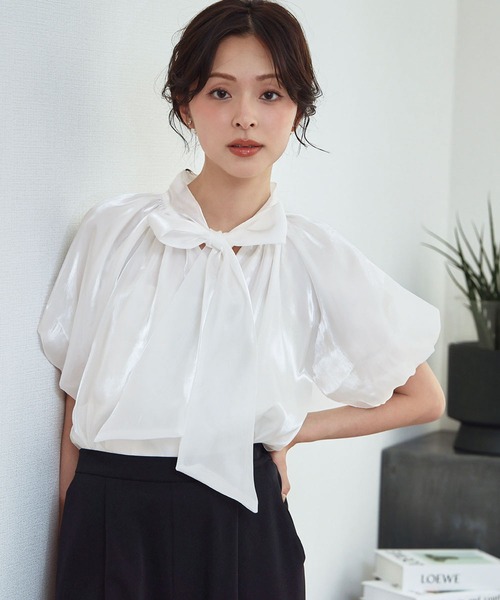 LOWO(ロワ)の「シアーボウタイバルーンスリーブ半袖ブラウス(シャツ/ブラウス・レディース・ブラック/ホワイト系その他/ホワイト・FREE)」の16枚目の写真