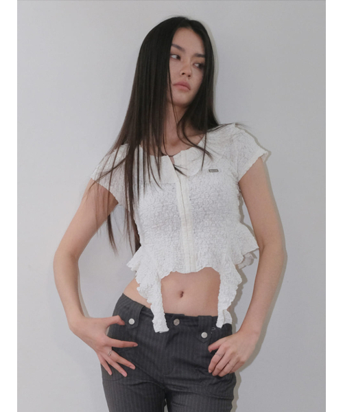 ORDINARY HOLIDAY（オーディナリー ホリデー）の「RUFFLE WRINKLE BLOUSE [IVORY]（シャツ/ブラウス・レディース・その他・FREE）」の2枚目の写真