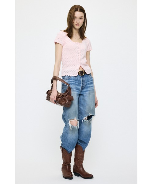 MOUSSY(マウジー)の「EYELET BUTTON UP トップス(ニット/セーター・レディース・ブラック/ライトピンク/オフホワイト/ネイビー・FREE)」の6枚目の写真