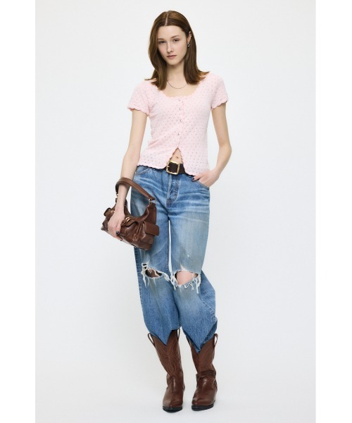MOUSSY(マウジー)の「EYELET BUTTON UP トップス(ニット/セーター・レディース・ブラック/ライトピンク/オフホワイト/ネイビー・FREE)」の7枚目の写真