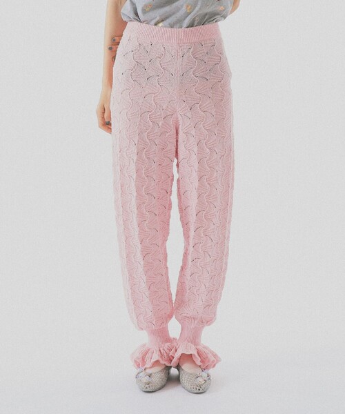BEAMS COUTURE(ビームスクチュール)の「アイレット フリル ニット パンツ(その他パンツ・レディース・ピンク/ホワイト系その他5・ONE SIZE)」の2枚目の写真