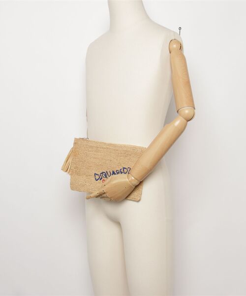 DSQUARED2(ディースクエアード)の「Summer Lovers POUCH/0251(クラッチバッグ・レディース・ナチュラル・FREE)」の5枚目の写真