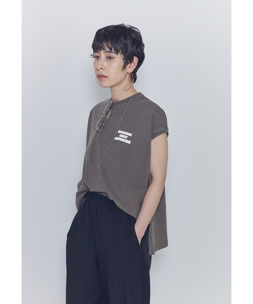 upperhights（アッパーハイツ）の「＜upper hights / アッパーハイツ＞別注ビッグノースリーブTシャツ（Tシャツ/カットソー・レディース・アイボリー/モカ・0）」の3枚目の写真