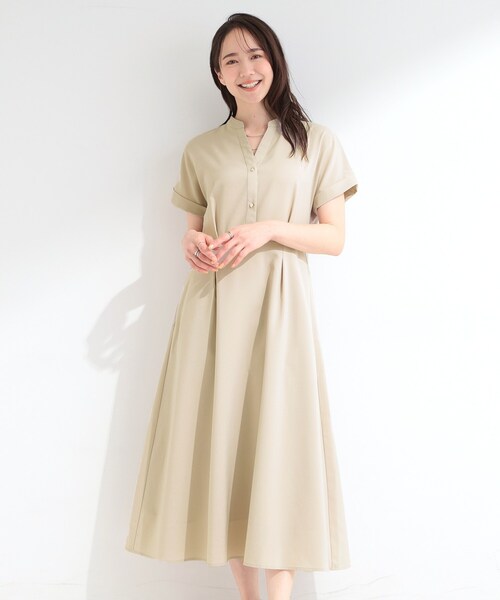 SHOO・LA・RUE(シューラルー)の「【洗濯機可/洗濯後しわになりにくい】ウエストタックフレンチワンピース(ワンピース・レディース・ベージュ/ネイビー・01/02/03/04)」の3枚目の写真