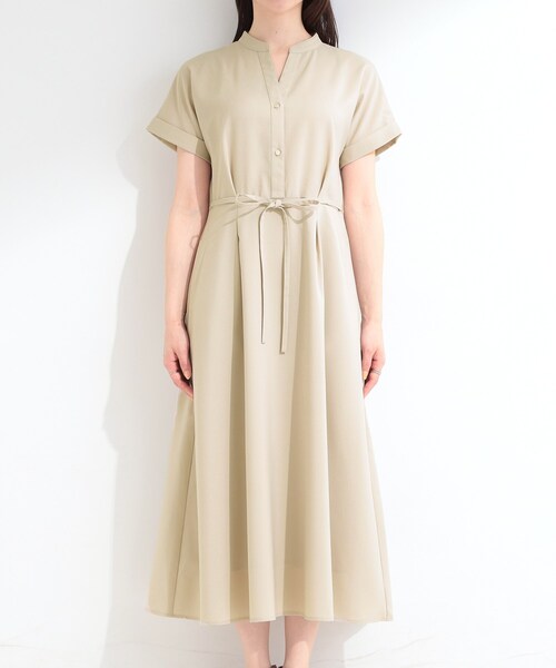 SHOO・LA・RUE(シューラルー)の「【洗濯機可/洗濯後しわになりにくい】ウエストタックフレンチワンピース(ワンピース・レディース・ベージュ/ネイビー・01/02/03/04)」の11枚目の写真