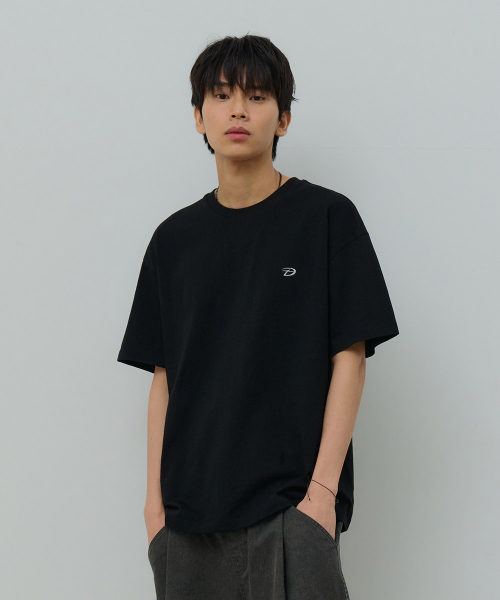 DESIRED(デシレッド)の「ロゴ半袖Tシャツ-FBSK5801D03(Tシャツ/カットソー・メンズ・ブラック・MEDIUM/LARGE/X-LARGE)」の3枚目の写真