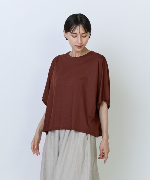 LOISIR(ロワズィール)の「リヨセル天竺ドルマンスリーブTシャツ(Tシャツ/カットソー・レディース・オフホワイト/ブラック/カーキ/ボルドー・FREE)」の4枚目の写真