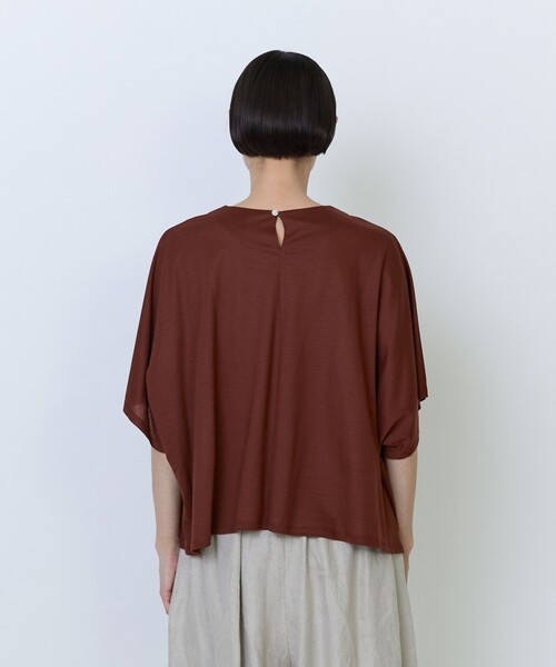 LOISIR(ロワズィール)の「リヨセル天竺ドルマンスリーブTシャツ(Tシャツ/カットソー・レディース・オフホワイト/ブラック/カーキ/ボルドー・FREE)」の11枚目の写真