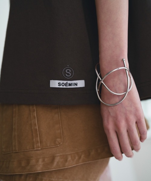 SOEMIN（ソミン）の「Logo over size T-shirt／ロゴ刺繍オーバーサイズTシャツ（Tシャツ/カットソー・レディース・グレー/ピンク/ホワイト・FREE）」の8枚目の写真