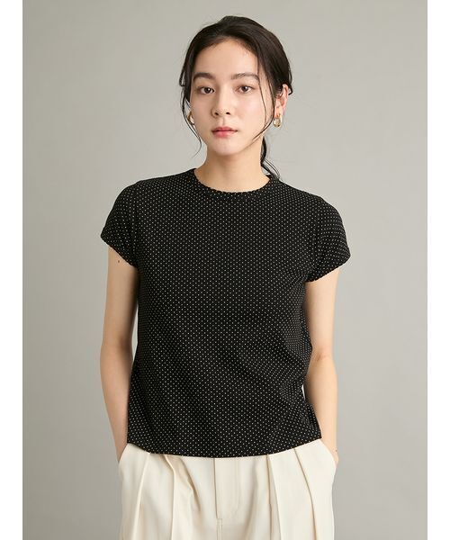 Mila Owen(ミラオーウェン)の「【接触冷感】DOTスカラップコンパクトTシャツ(Tシャツ/カットソー・レディース・ブラック/ホワイト・F)」の4枚目の写真