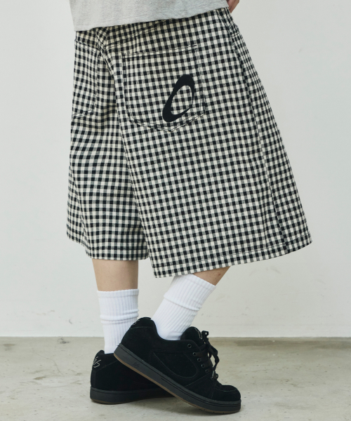 SCALLYWAG（スカリーワグ）の「チェックボーダーバミューダショーツ[ブラック]（その他パンツ・レディース・その他・SMALL/MEDIUM/LARGE/X-LARGE）」の11枚目の写真