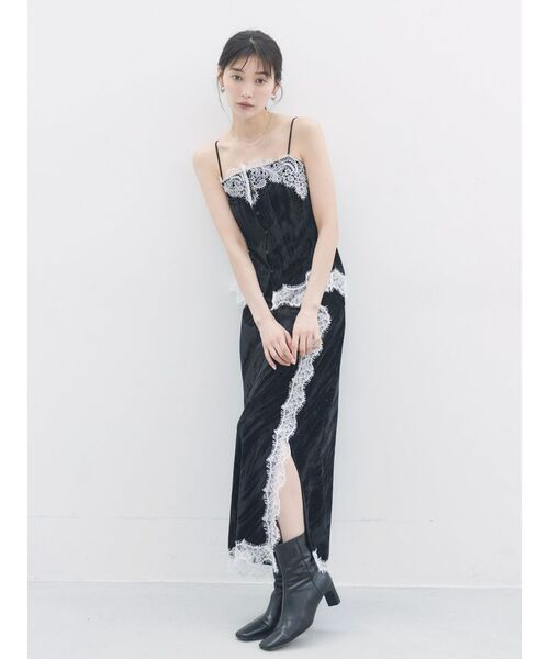 LAGUNAMOON（ラグナムーン）の「レーストリミングベロアキャミソール 【セットアップ対応】（Tシャツ/カットソー・レディース・ブラック/マスタード/アイボリー/モカ・FREE）」の15枚目の写真