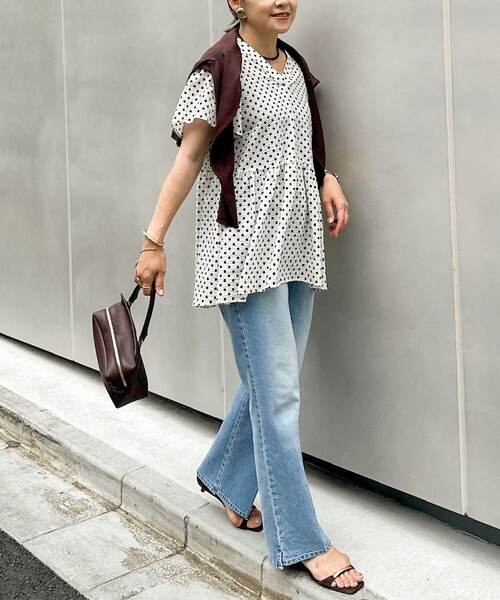 Rie Miller(リエミラー)の「《5サイズ展開》【RM denim】センタープレス裾デザインデニム(デニムパンツ・レディース・インディゴブルー/ブルー系その他7・XXS/XS/S/M/L)」の4枚目の写真