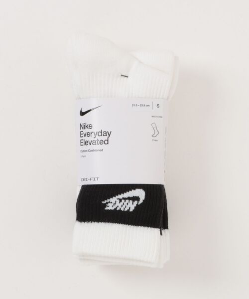 NIKE(ナイキ)の「《NIKEアパレル》UNKEDELVDCRW3PFTAST-144(ソックス/靴下・メンズ・ホワイト×ブラック/ブラック×ホワイト・21-23/23-25/25-27/27-29)」の1枚目の写真