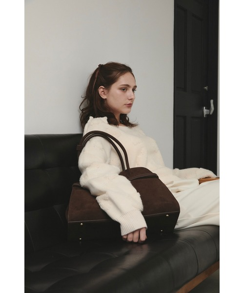 nunela(ヌネラ)の「Suede Belt Boston【No.15】(ボストンバッグ・レディース・キャメル/ブラウン・FREE)」の10枚目の写真