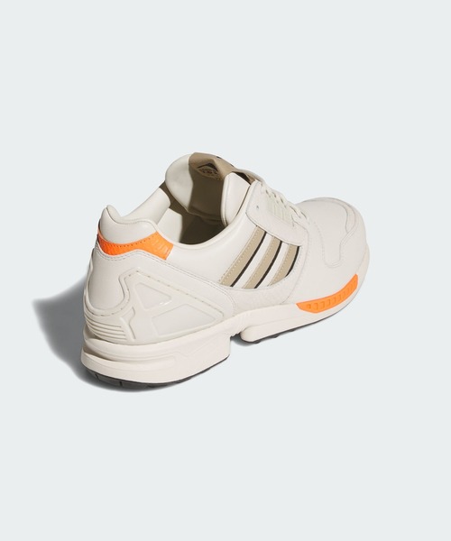 adidas(アディダス)の「オリジナルス ZX 8000 スパイクレス ゴルフ / ZX 8000 SPIKELESS GOLF【adidas Golf/アディダスゴルフ】(スニーカー・メンズ・ベージュ・22.5cm/23.5cm/24.5cm/25.5cm/26.5cm/27.5cm/28.5cm/23.0cm/24.0cm/25.0cm/26.0cm/27.0cm/28.0cm/29.0cm)」の3枚目の写真