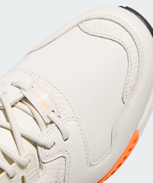 adidas(アディダス)の「オリジナルス ZX 8000 スパイクレス ゴルフ / ZX 8000 SPIKELESS GOLF【adidas Golf/アディダスゴルフ】(スニーカー・メンズ・ベージュ・22.5cm/23.5cm/24.5cm/25.5cm/26.5cm/27.5cm/28.5cm/23.0cm/24.0cm/25.0cm/26.0cm/27.0cm/28.0cm/29.0cm)」の8枚目の写真