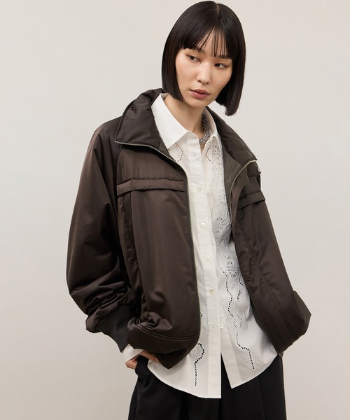 ADAM ET ROPE'(アダムエロペ)の「【WEB限定】・【定番】スタンドカラーフライトジャケット(その他アウター・レディース・キャメル/ブラウン/ブラック・FREE)」の18枚目の写真