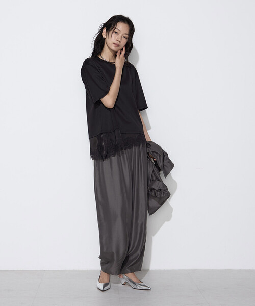 K.T KIYOKO TAKASE(キヨコタカセ)の「ライトシルクウール バレルパンツ(その他パンツ・レディース・ブラック/チャコール・9号)」の9枚目の写真