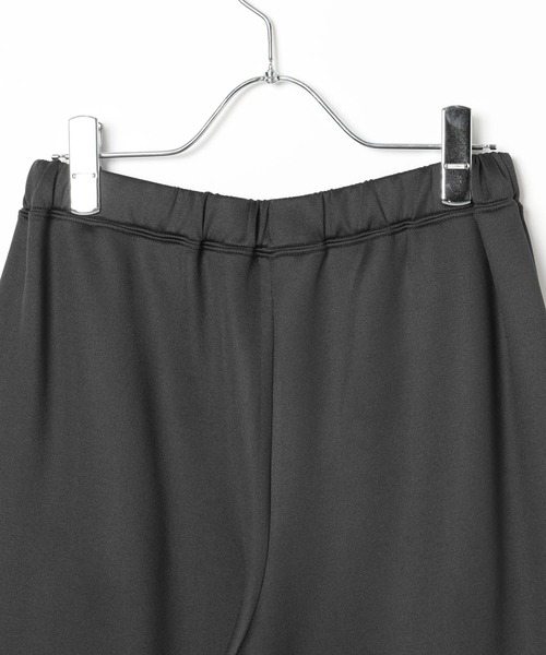 LEPSIM(レプシィム)の「ソフトドレープパンツAW 1068716(その他パンツ・レディース・ブラウン/チャコールグレー/ブラック・FREE/TALL)」の17枚目の写真