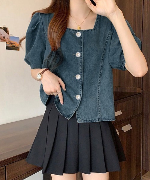 ONEP STAR(ワンピスター)の「パール風ボタンデニムパフスリーブブラウス(シャツ/ブラウス・レディース・ブルー・MEDIUM/LARGE/X-LARGE)」の6枚目の写真