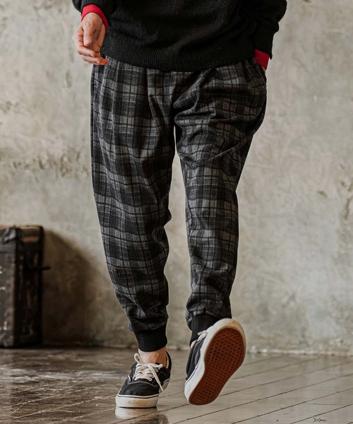 CAMBIO(カンビオ)の「mp15303-Brushed Check Ponte Jogger Pants ジョガーパンツ(A75526cmb)(その他パンツ・メンズ・ブラック/ブラウン/ネイビー・S/M/L)」の4枚目の写真