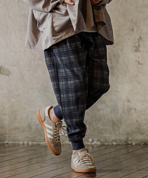 CAMBIO(カンビオ)の「mp15303-Brushed Check Ponte Jogger Pants ジョガーパンツ(A75526cmb)(その他パンツ・メンズ・ブラック/ブラウン/ネイビー・S/M/L)」の11枚目の写真