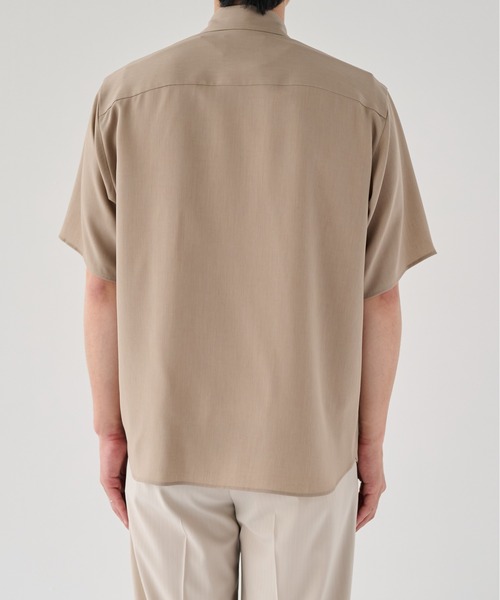 PUBLIC TOKYO(パブリックトウキョウ)の「【WEB限定】SUMMER TRIXION リラックスシャツ /夏服/半袖/ウォッシャブル/防シワ(シャツ/ブラウス・メンズ・ベージュ/ブラック/ダークグレー・1/2/3)」の5枚目の写真