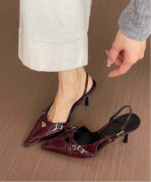 gossip!ロサンゼルス(ゴシップロサンゼルス)の「ポインテッドトゥ エナメルスリングバックパンプス クロスベルト ピンヒール レディース(パンプス・レディース・ワインレッド/ブラック/ホワイト・37/38/36)」の3枚目の写真