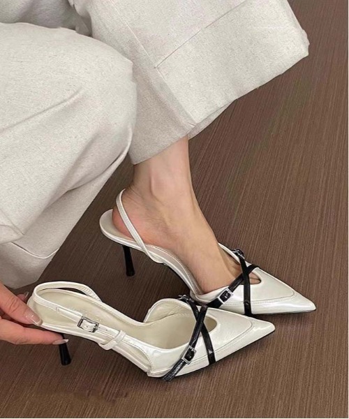 gossip!ロサンゼルス(ゴシップロサンゼルス)の「ポインテッドトゥ エナメルスリングバックパンプス クロスベルト ピンヒール レディース(パンプス・レディース・ワインレッド/ブラック/ホワイト・37/38/36)」の9枚目の写真