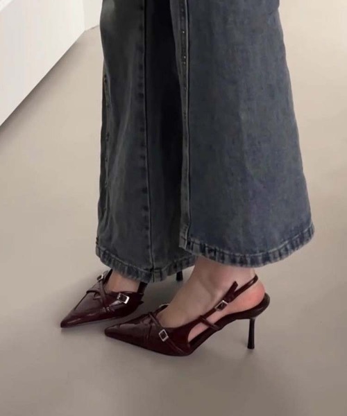 gossip!ロサンゼルス(ゴシップロサンゼルス)の「ポインテッドトゥ エナメルスリングバックパンプス クロスベルト ピンヒール レディース(パンプス・レディース・ワインレッド/ブラック/ホワイト・37/38/36)」の13枚目の写真